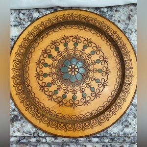 VTG WOODEN FOLK ART DECORATIVE PLATTER TO HANG ON WALL